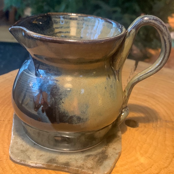 4 / 20$ SALE ceramic milk or maple syrup pitcher - Picture 1 of 4